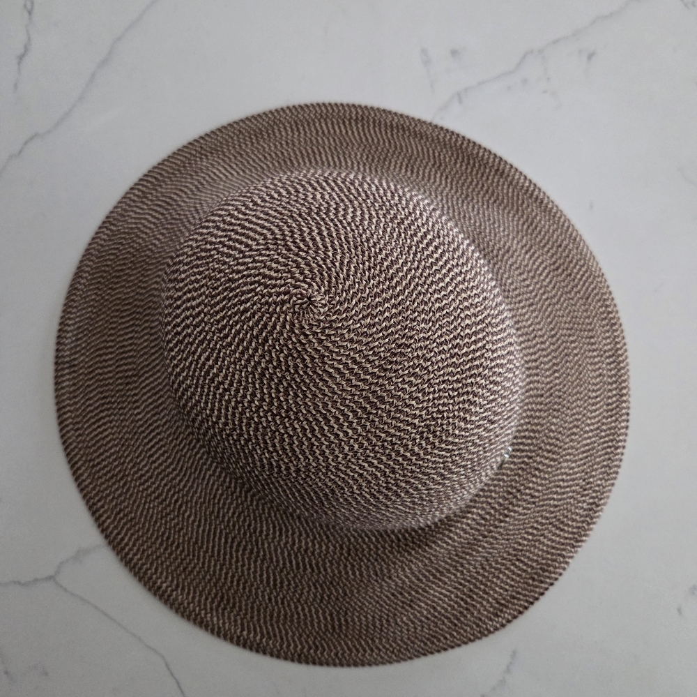 Eric Javits Hampton Straw Sun-Hat - Picture 9 of 16